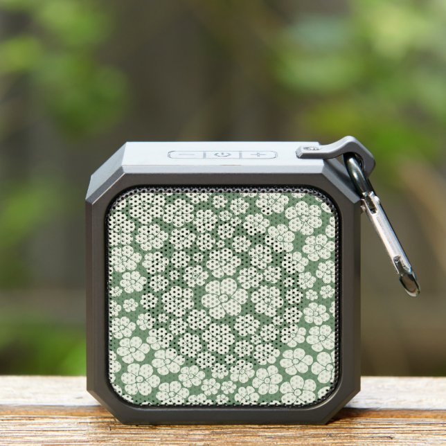 Flower Pattern - Green Bluetooth Speaker (Insitu(Outdoor))