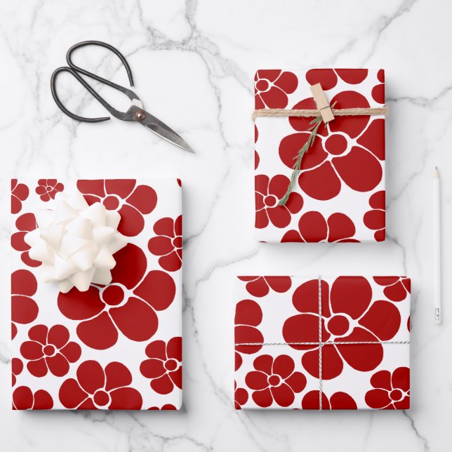 Flower Pattern in Red and White Wrapping Paper Sheets (Front)