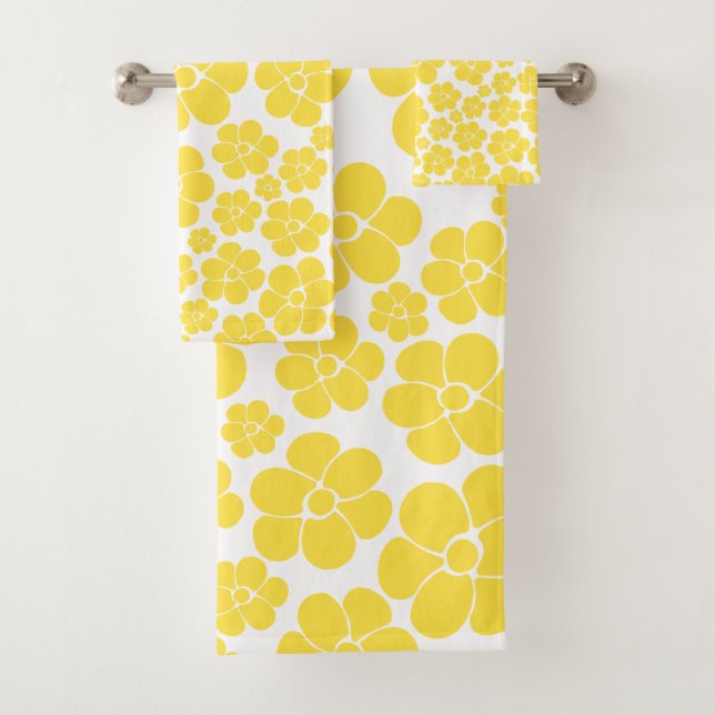 Flower Pattern - Lemon Yellow and White Bath Towel Set (Insitu)