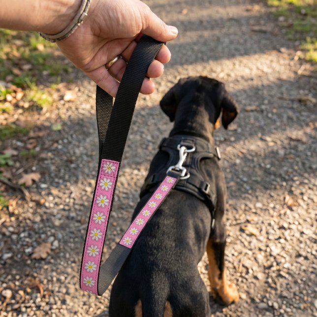 Flower Pet Leash (Creator Uploaded)