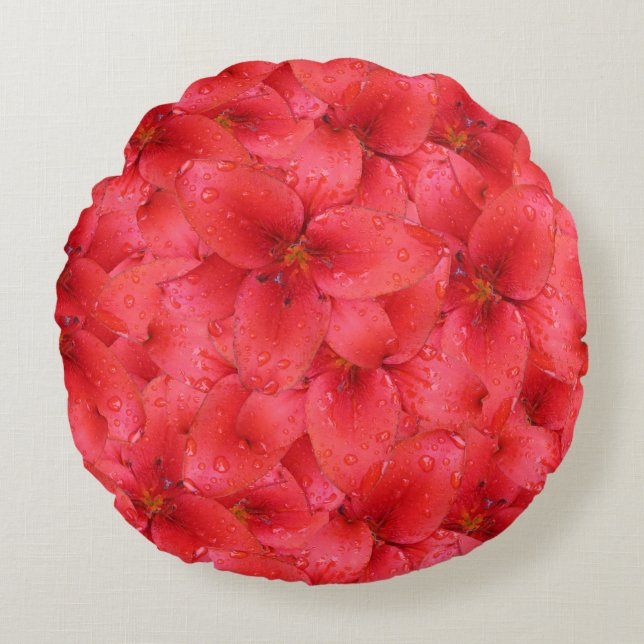 Flower Photo Red Garden Lilies Round Pillow (Front)