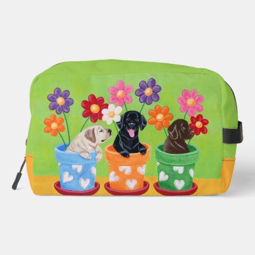 Flower Pot Labrador Puppies Dopp Kit