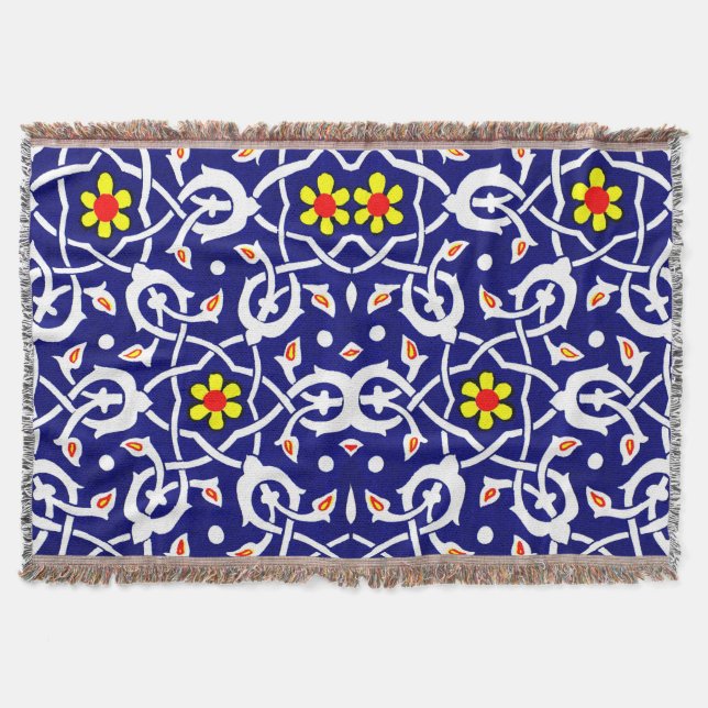 flowers and knots print throw blanket (Front)