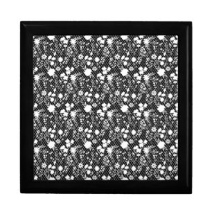 Flowers on net 01.bx4 Black BG Gift Box
