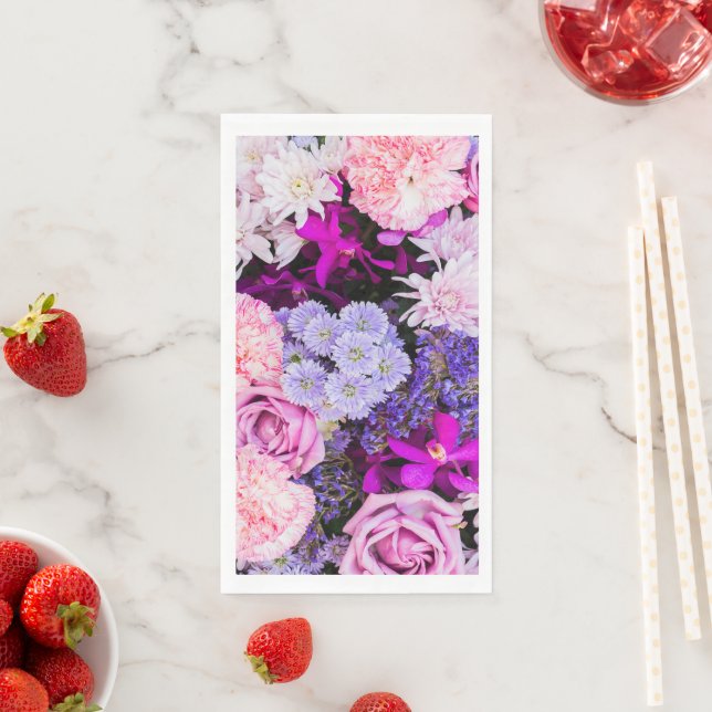 Flowers Pattern 8 Paper Guest Towels (Insitu)