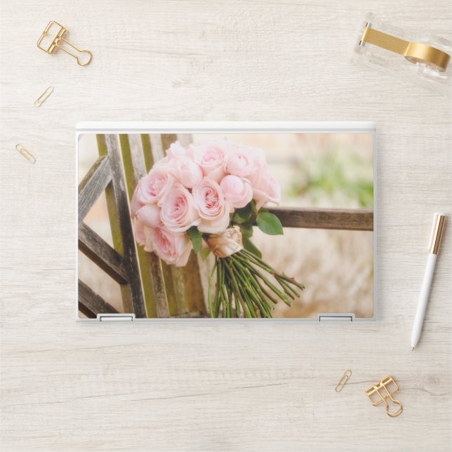Flowers | Pink Rose Bouquet HP Laptop Skin (Desk)