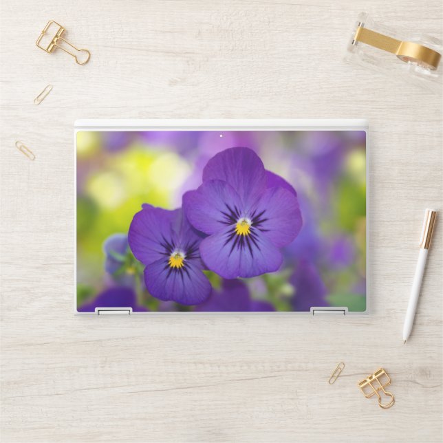 Flowers | Purple Pansies HP Laptop Skin (Desk)