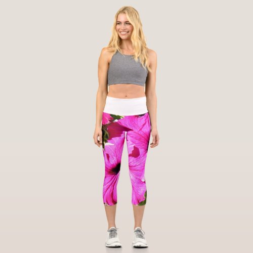 Flowers Ver 20 Capri Leggings