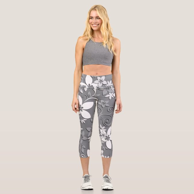 Flowers wall paper 2 capri leggings (Front)