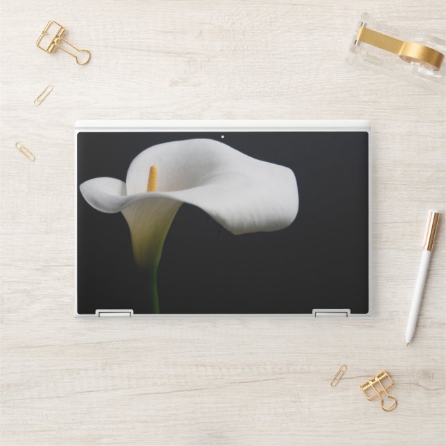 Flowers | White Calla Lily HP Laptop Skin (Desk)