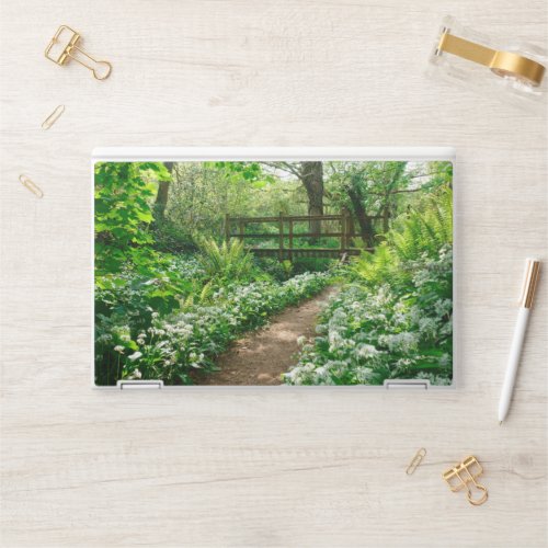 Flowers  White Wildflowers in Forest HP Laptop Skin