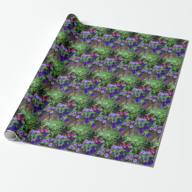 Flowery garden wrapping paper (Unrolled)