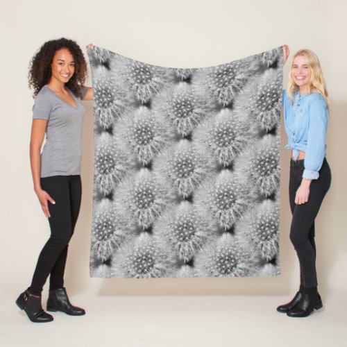 Fluffy White Dandelion Flower Nature Pattern Fleece Blanket