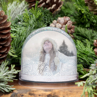 Flurry Snow Globe
