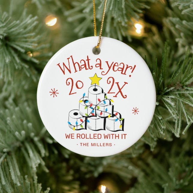 Flush 2024 Goodbye: Funny Toilet Paper Christmas Ceramic Ornament (Tree)