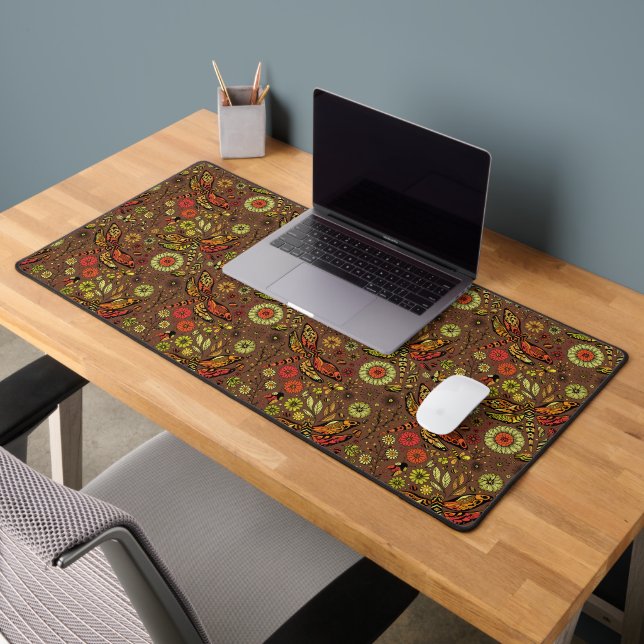 Fly, fly dragonfly on cinnamon brown desk mat (Office 2)