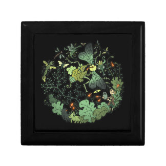 Fly Queen Wooden Jewelry Keepsake Box