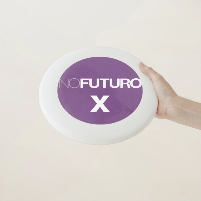 flying disc_001 Wham-O frisbee (In Hand)