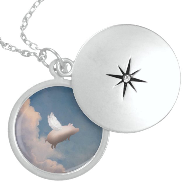 flying pig necklace (Front)