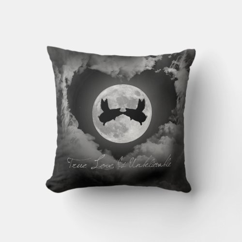 Flying Pigs Kissing_True Love Is Unbelievable Throw Pillow