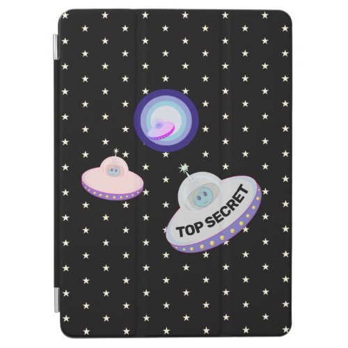 Flying saucers aliens  star pattern on black iPad air cover