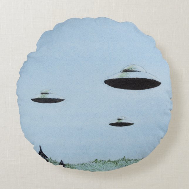 Flying Saucers Round Pillow (Front)