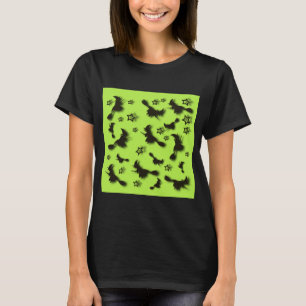 Flying witch among stars at Halloween night  3D T- T-Shirt