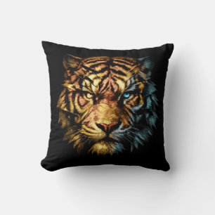 Focused Strength Tiger – Power Under Pressure Throw Pillow