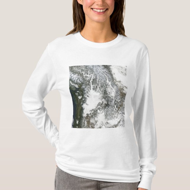 Fog and snow in the Pacific Northwest (true col T-Shirt (Front)