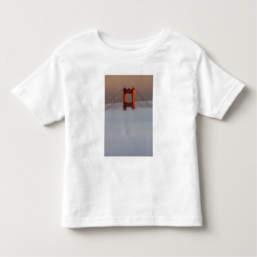 Fog rolls through the San Francisco bay covering 2 Toddler T_shirt