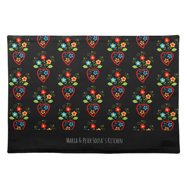 Folk portuguese blooming heart pattern cloth placemat (Front)