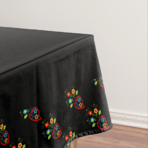 Folk portuguese blooming heart pattern tablecloth