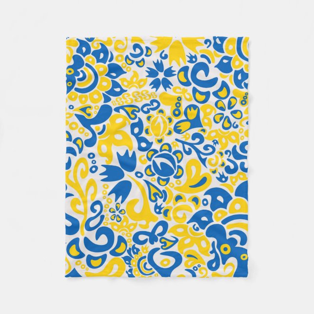 Folklore pattern with Ukrainian flag colors Fleece Blanket (Front)