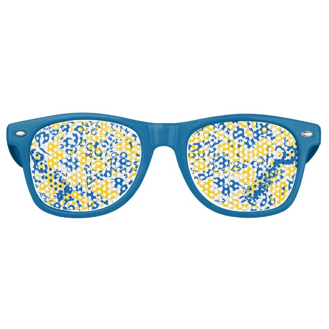Folklore pattern with Ukrainian flag colors Retro Sunglasses (Front)