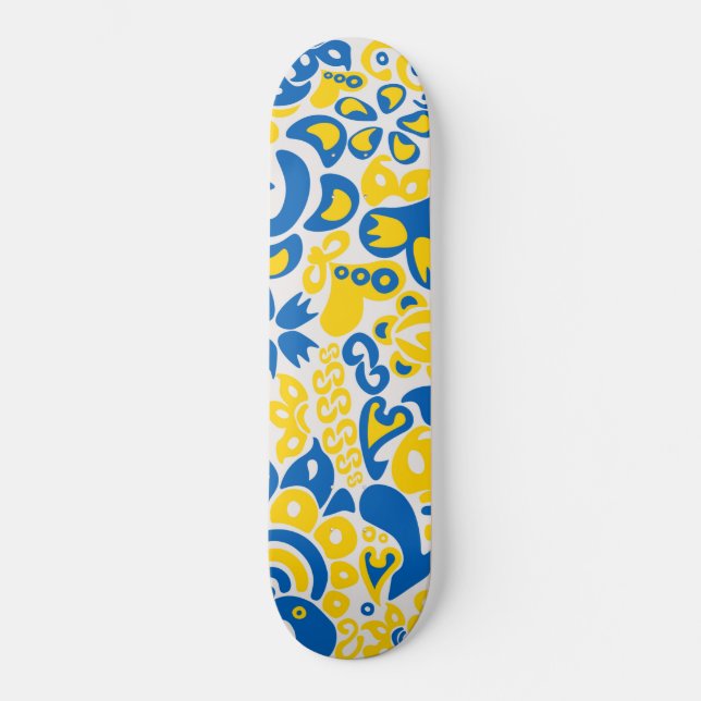 Folklore pattern with Ukrainian flag colors   Skateboard (Front)