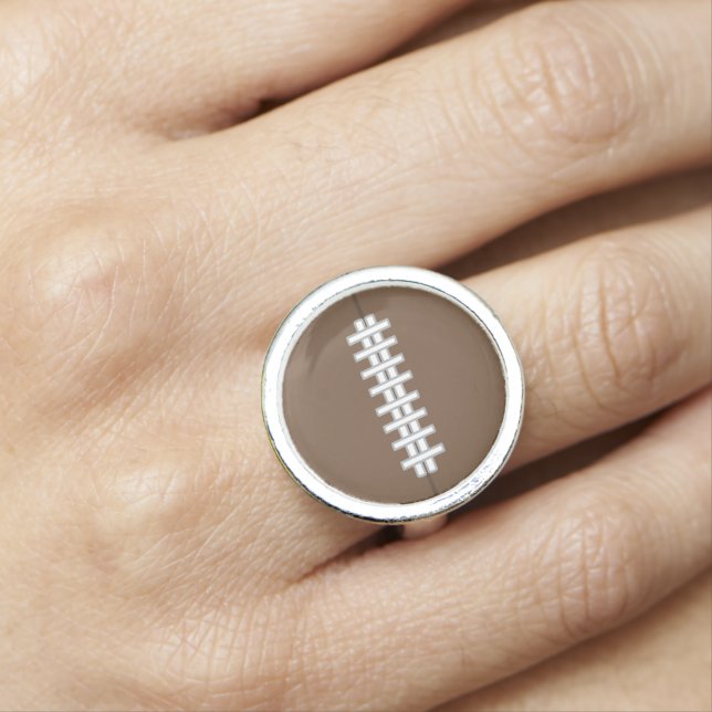 Football Sports Ring Gift (In Situ)