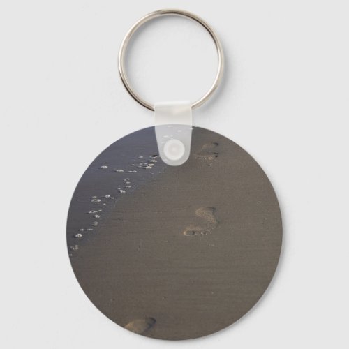 Footprints in the sand Photo Keychain