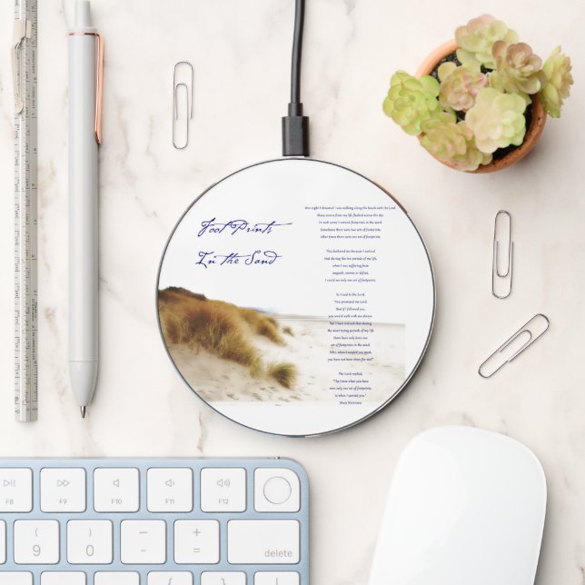 footprints in the sand  wireless charger  (Desk)