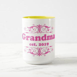 For That Special “Grandma 2019” Mug