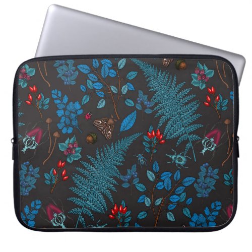 Forest berries leaves and bugs 1 laptop sleeve