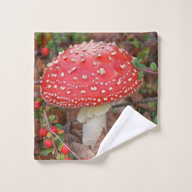 Forest Floor Red Toadstool Red Berries Foliage Wash Cloth (Wash Cloth)
