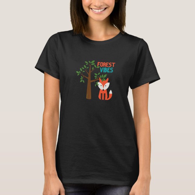 Forest Vibes Cute Fox and Tree Design for Nature L T-Shirt (Front)