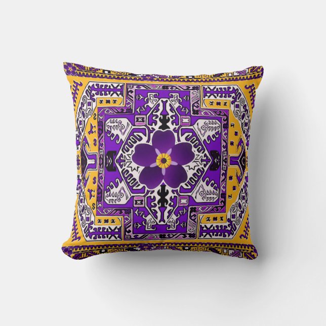 Forget me Not flower Throw Pillow (Front)