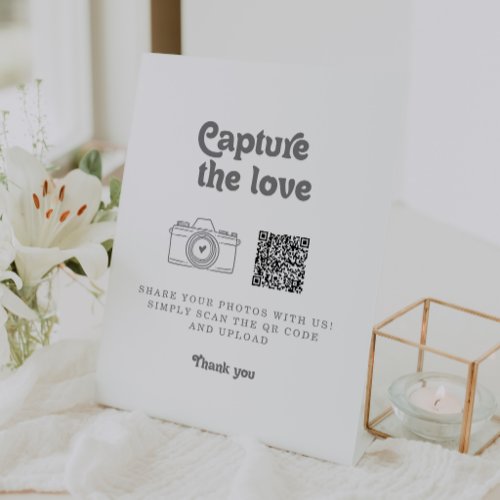 Formal Simple Capture the Love Wedding Pedestal Sign
