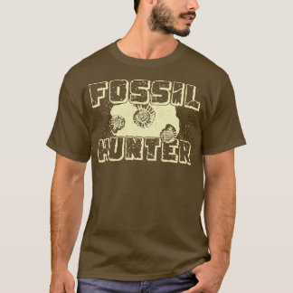 Fossil Hunter Paleontology Paleontologist Gift T-Shirt