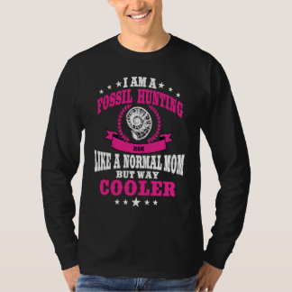 Fossil Hunting Mom Outfit Fossil Hunter Women T-Shirt
