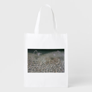 Fountain Spray Grocery Bag