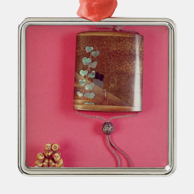Four case inro metal ornament (Front)