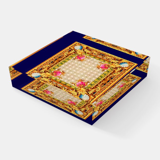 four corners baroque paperweight (Angled)