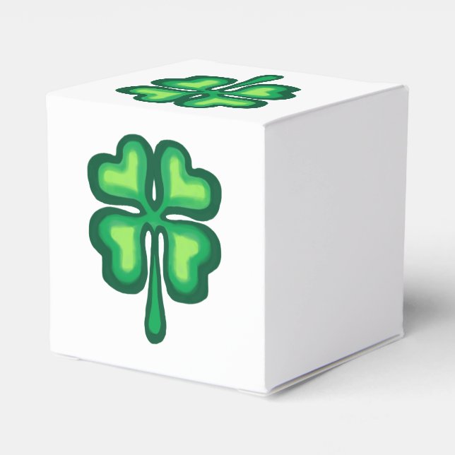 Four leaf clover for St Paricks Day Favor Boxes (Back Side)